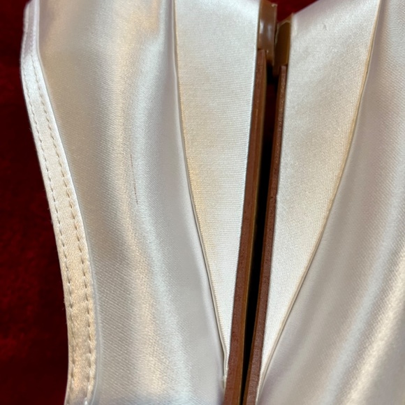 David’s Bridal Kelsey dyeable size 7.5 shoes - Picture 4 of 6